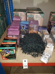 27 PIECE MIXED PREMIER CHRISTMAS LIGHTS LOT CONTAINING 3000 LED 75m TREEBRIGHTS, 2000 LED 50m TREEBRIGHTS, 600 LED 15m FIREBRIGHTS, 300 LED 7.5m ICICLEBRIGHTS, ETC (PLEASE NOTE SOME ARE RETURNS)