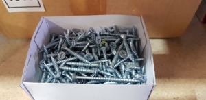 5800 X BRAND NEW JOHN GEORGE TWIN THREAD COUNTER SUNK WOODSCREWS ( 8 X 1 AND HALF INCH ) - IN 1 BOX