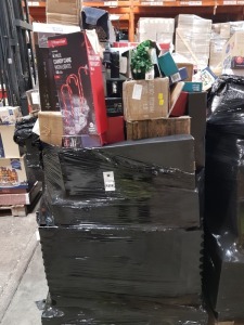 40+ PIECE MIXED CHRISTMAS LOT CONTAINING 1.8M FIBRE-OPTIC THREE MULIT-ACTION LED, 80CM LED OMBRE PENCIL THREEWITH LED, 50CM FABRIC BOW WHITE, 4 PIECE CANDY CANE PATH LIGHTS 40 LEDS ETC ON A PALLET (NOTE CUSTOMER RETURNS)