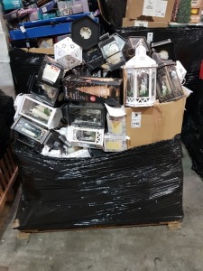 50+ PIECE MIXED CHRISTMAS LOT CONTAINING FLICKABRIGHTS CANDLES, WHITE AND RUSTIC LANTERNS WITH CANDLES , CRYSTAL EFFECT LED XMES TREE , 24CM ALEDDIN LAMP WITH ETCHED DESIGN, ETC ON A PALLET (NOTE CUSTOMER RETURNS) LOAD 6 PALLET 9