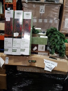 40+ PIECE MIXED CHRISTMAS LOT CONTAINING 80CM FIBRE-OPTIC THREE , 1.8M FIBRE-OPTIC TREE MAJORITY OF PALLET IS FIBRE-OPTIC TREES ETC ON A PALLET (NOTE CUSTOMER RETURNS) LOAD 5 PALLET 14