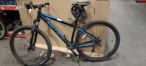 1X CARRERA SULCATA LTD EDITION MOUNTAIN BIKE, SIZE 45CM, 24 GEARS, DISK BREAKS, FRONT FORK SUSPENSION