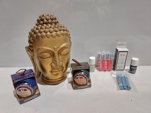 1000+ PIECE MIXED LOT CONTAINING 2TRUE GEL POLISH - 2TRUE NAIL POLISH - BINKY LONDON NAIL POLISH IN VARIOUS COLOURS - NAMED CHRISTMAS MONEY BOXES - BUDDA HEADS - ETC