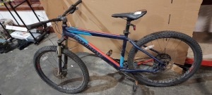 1X BOARDMAN ISO 421O MOUNTAIN BIKE, 9 GEARS, 46CM, DISK BREAKS, FRONT FORK SUPENSION