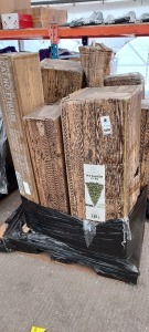 9 PIECE CHRISTMAS LOT CONTAINING PRE LET RIDGEMERE PINE XMES TREE 7FT , ROCKY MOUNTAIN PINE XMES THREE 7FT , 1.5METRES LED XMESS TREE ETC ON A PALLET (NOTE CUSTOMER RETURNS)