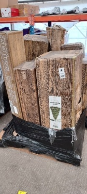 9 PIECE CHRISTMAS LOT CONTAINING PRE LET RIDGEMERE PINE XMES TREE 7FT , ROCKY MOUNTAIN PINE XMES THREE 7FT , 1.5METRES LED XMESS TREE ETC ON A PALLET (NOTE CUSTOMER RETURNS)
