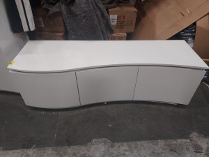 1 X LAZZARO SIDEBOARD IN WHITE WITH LED STRIP LIGHTS - SIZE 140 X 45 X 46CM - PLEASE NOTE CUSTOMER RETURNS -