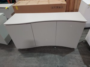 1 X LAZZARO SIDEBOARD IN GREY WITH LED STRIP LIGHTS - SIZE 150 X 50 X 81CM - PLEASE NOTE CUSTOMER RETURNS -