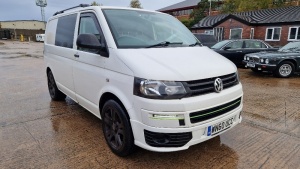 WHITE VOLKSWAGEN T-SPORTER T30 102 TDI SWB DIESEL PANEL VAN 1968CC FIRST REGISTERED 02/11/2010 REG: WN60UCC MILEAGE: 106,332 NO V5 KEYS MOT UNTIL 12/04/2024